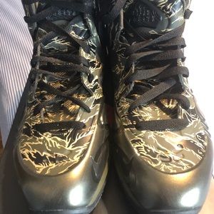 Nike Camo foamposits